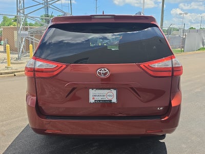 2019 Toyota Sienna LE
