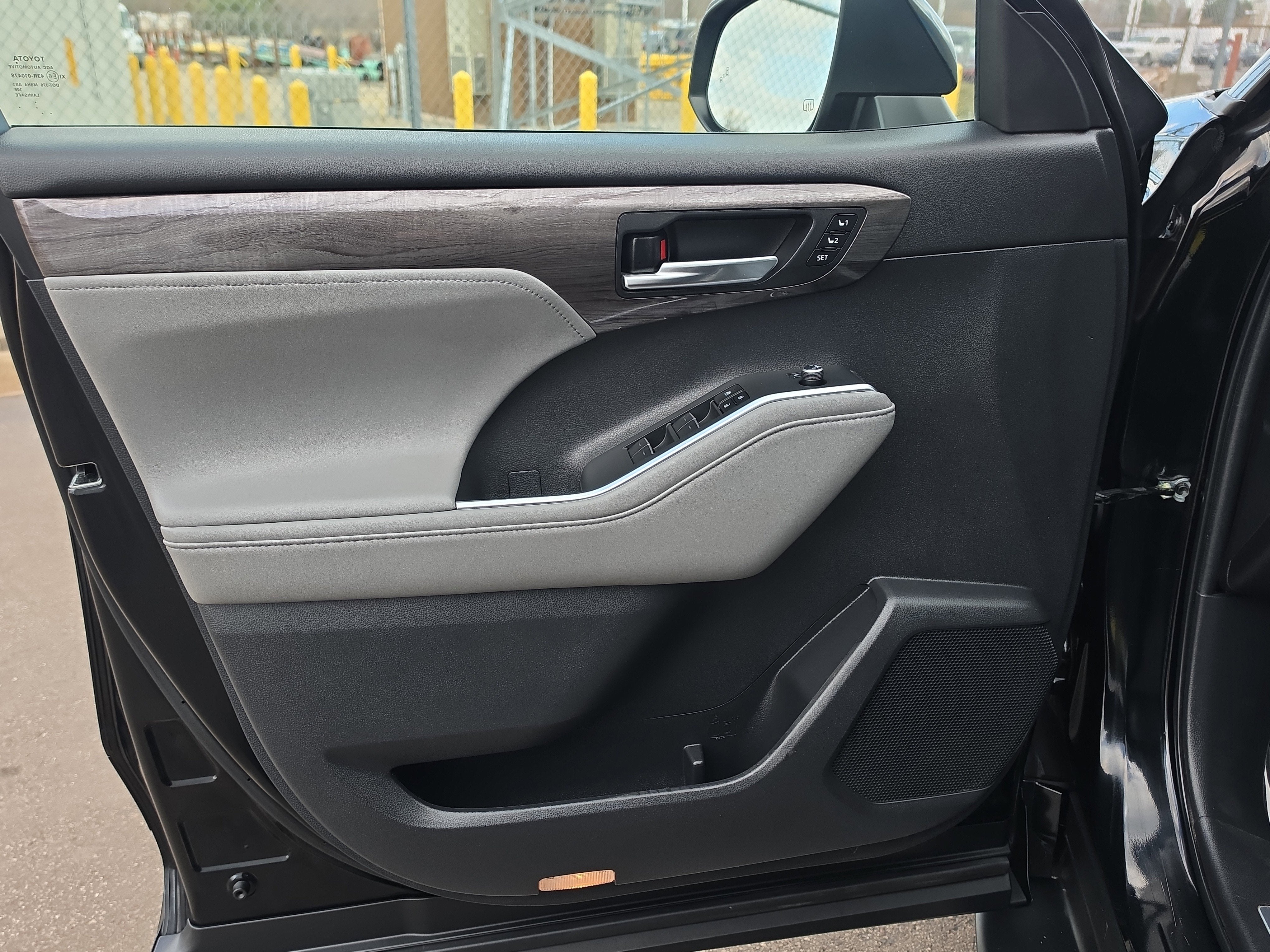 2023 Toyota Highlander Hybrid Limited