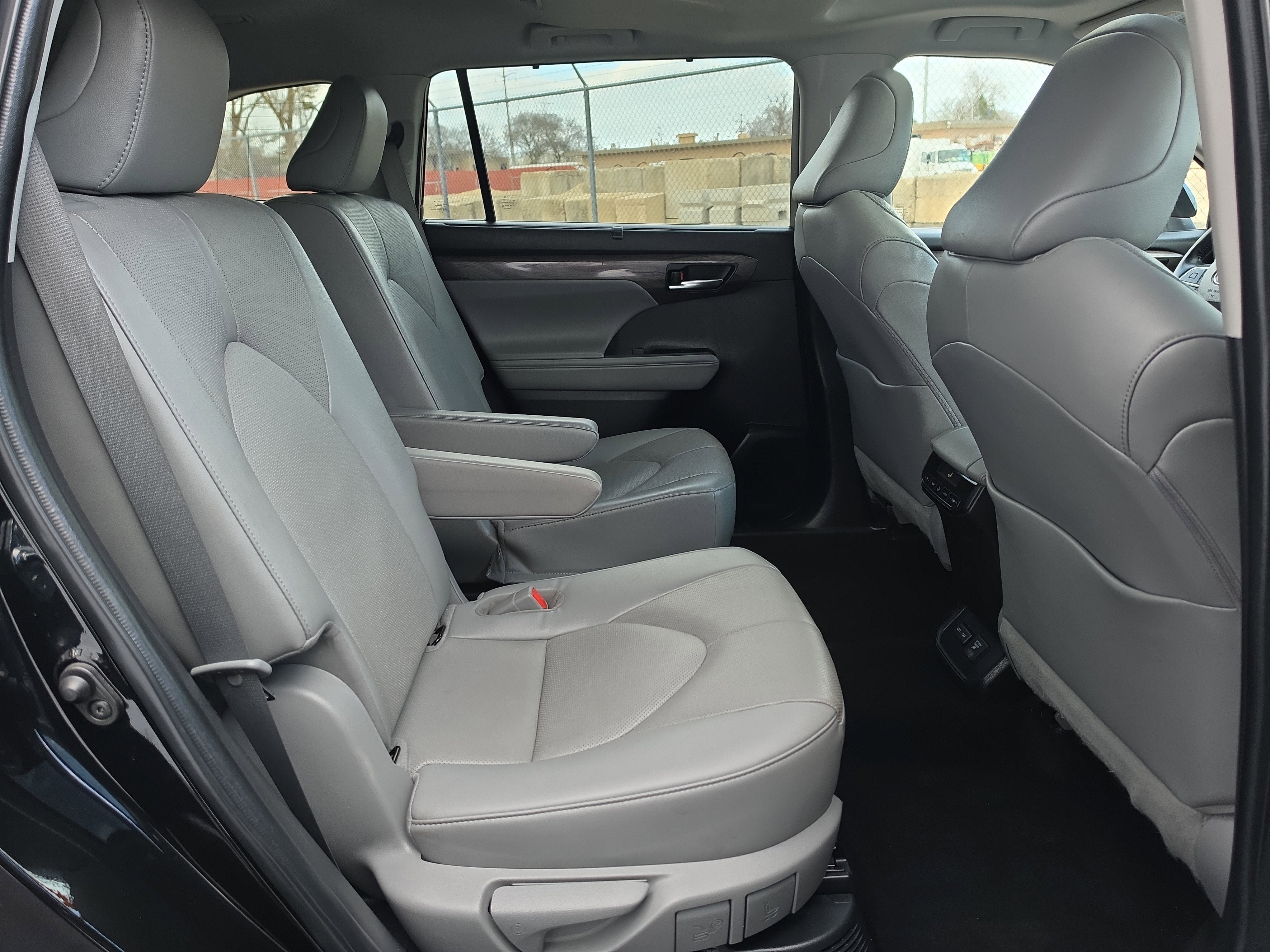 2023 Toyota Highlander Hybrid Limited