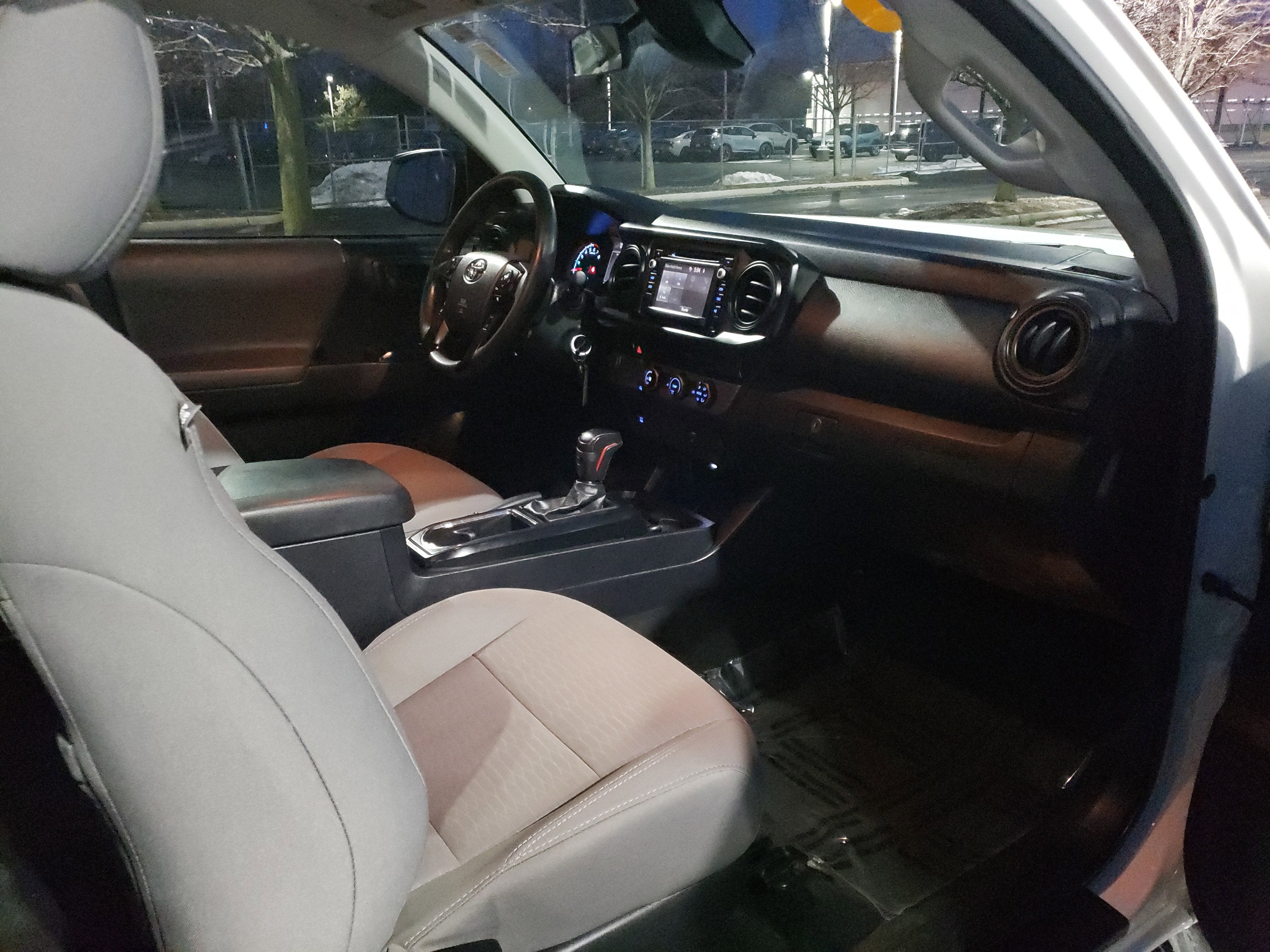 2018 Toyota Tacoma SR