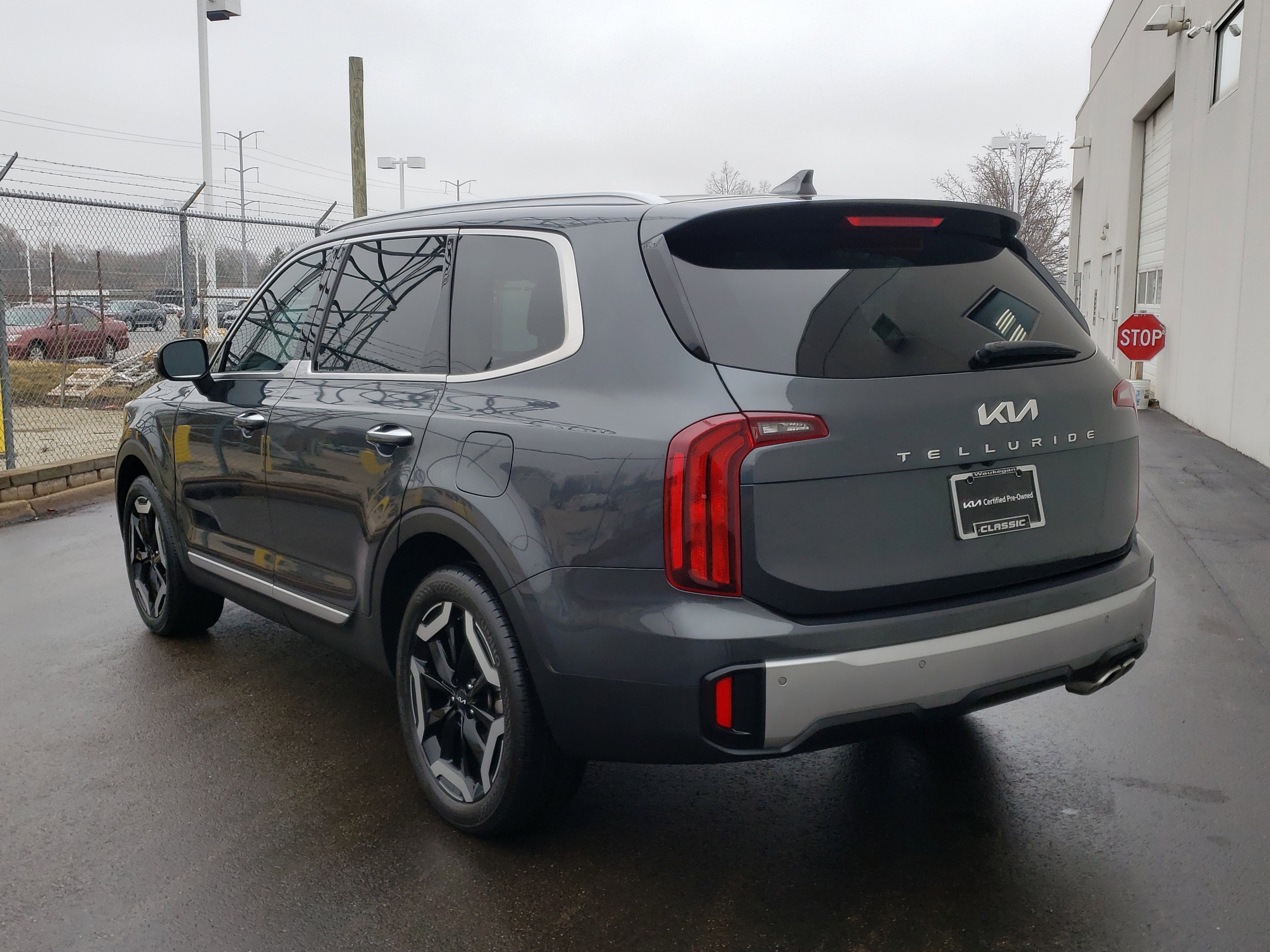 2023 Kia Telluride S