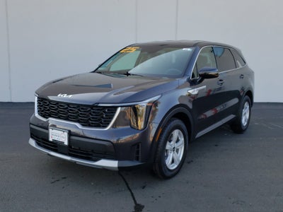 2025 Kia Sorento LX