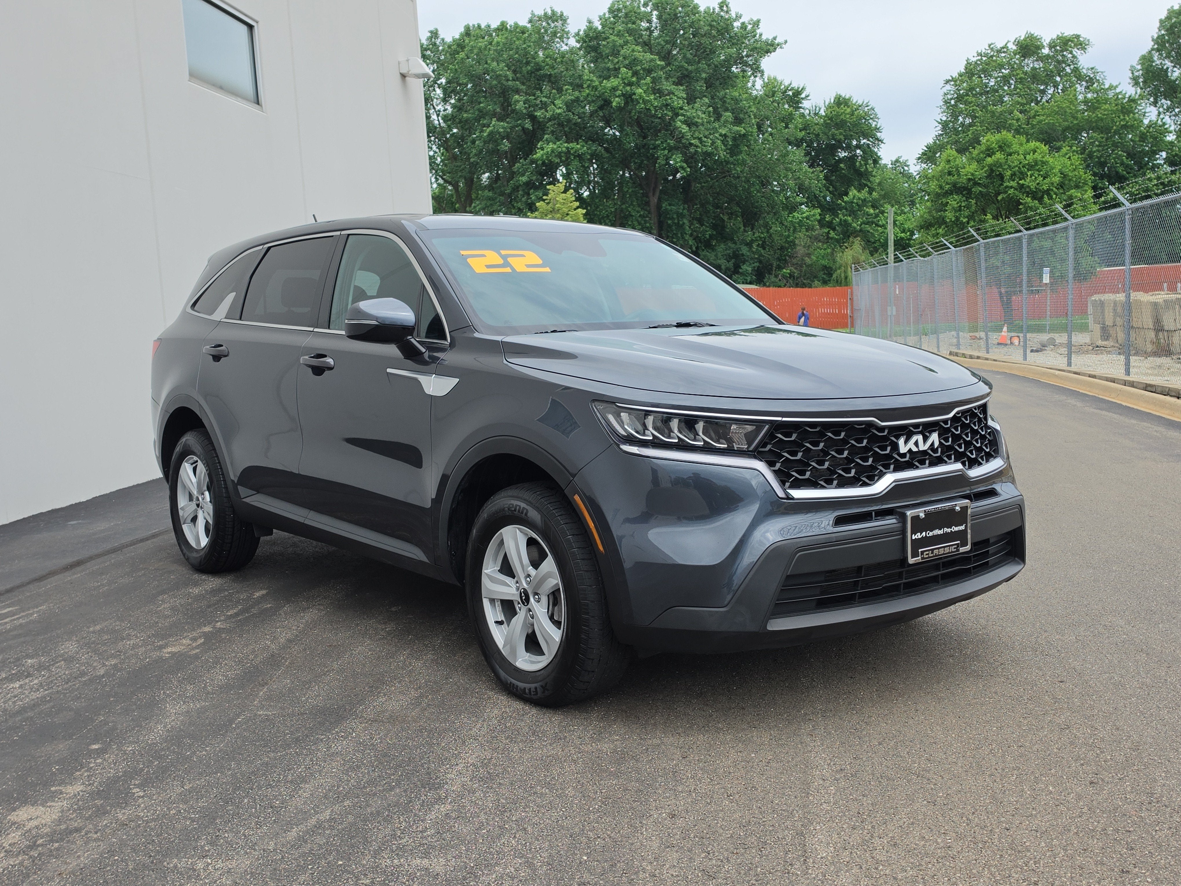 2022 Kia Sorento LX