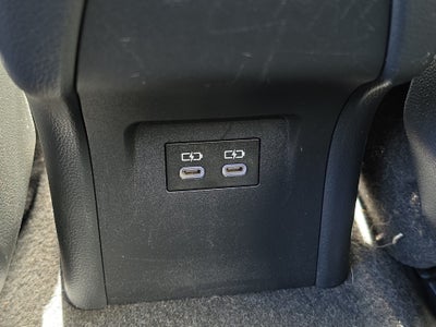 2023 Toyota Prius LE
