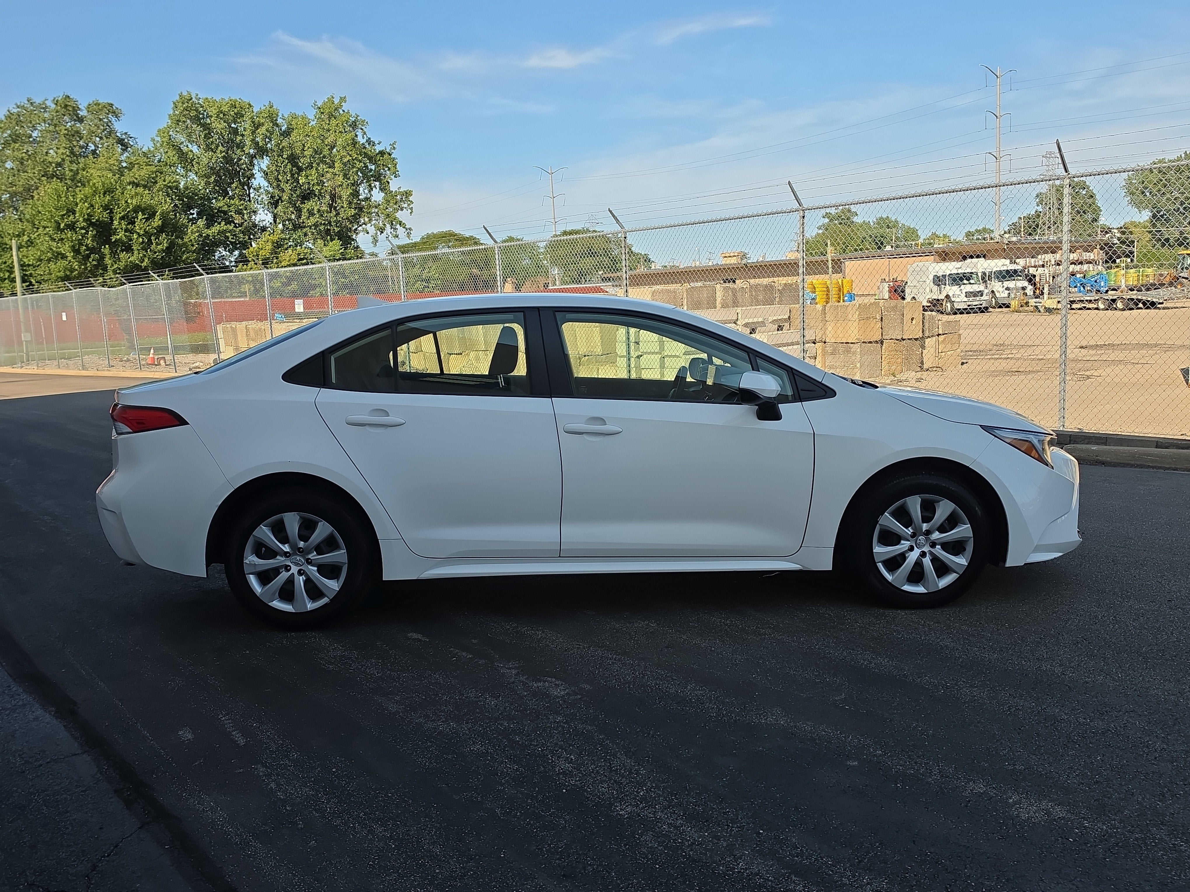 2025 Toyota Corolla Hybrid LE
