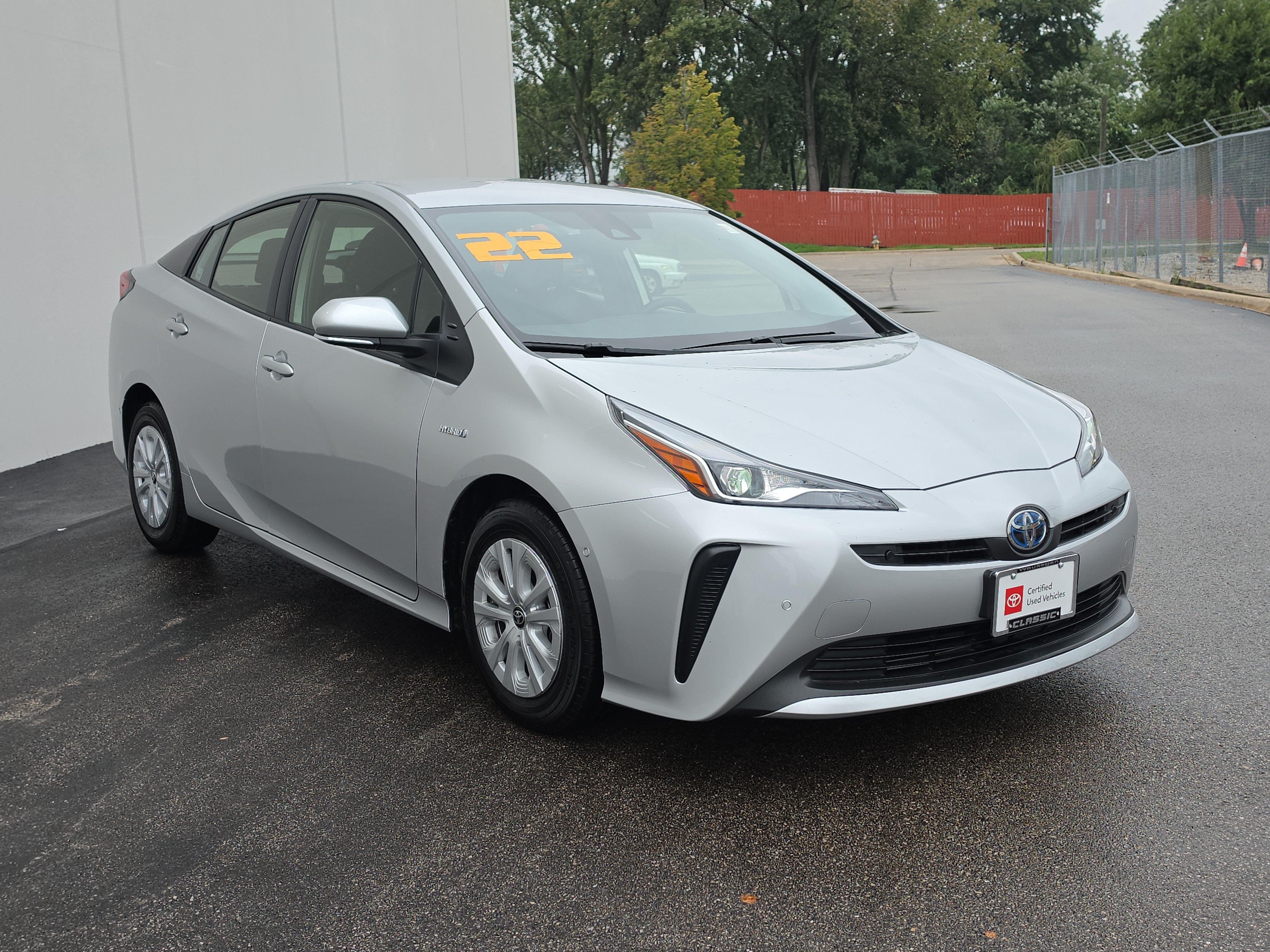 2022 Toyota Prius LE