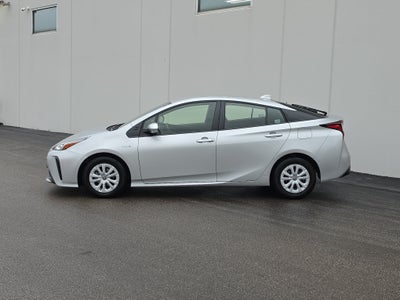2022 Toyota Prius LE