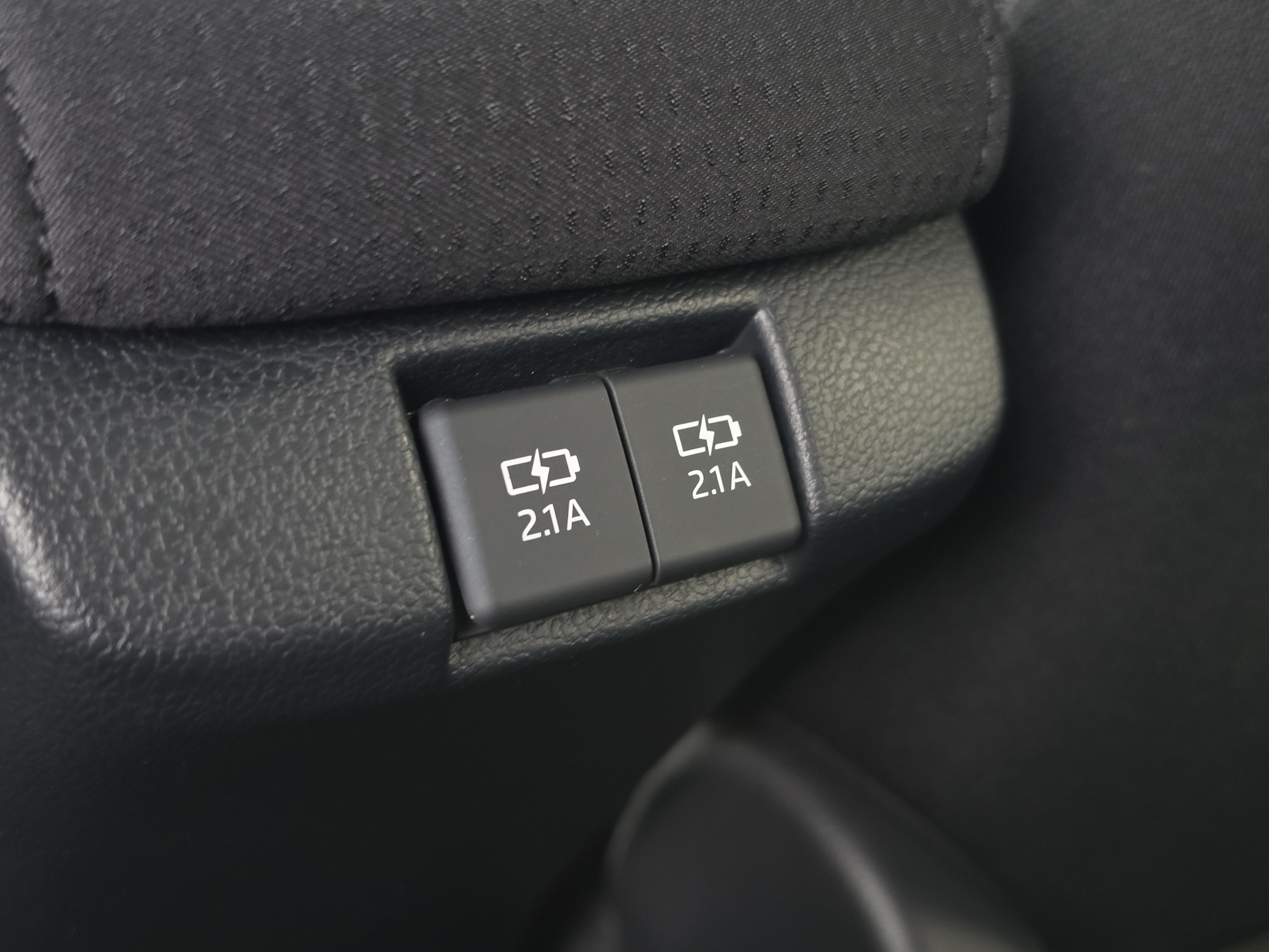 2022 Toyota Prius LE