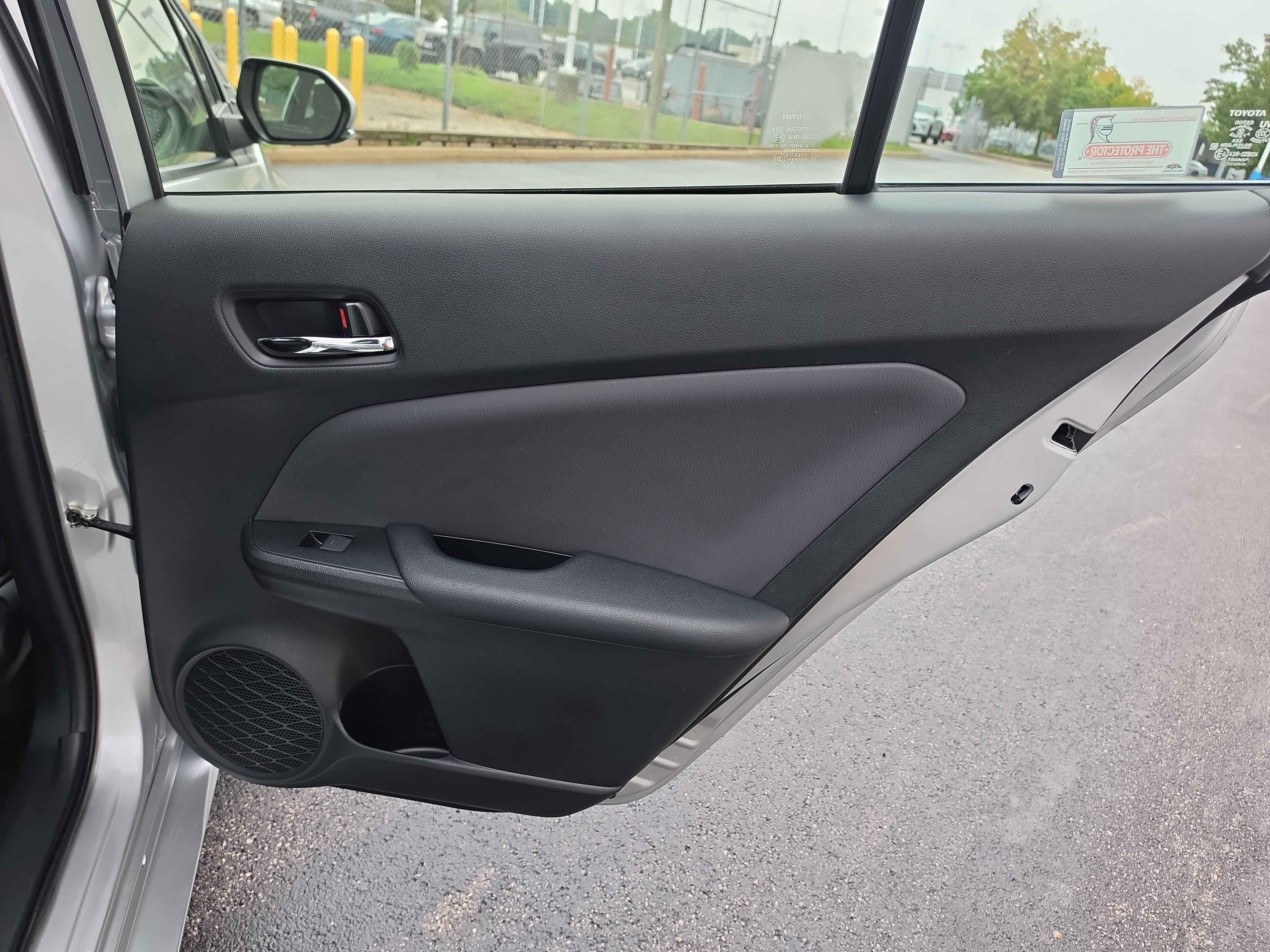 2022 Toyota Prius LE