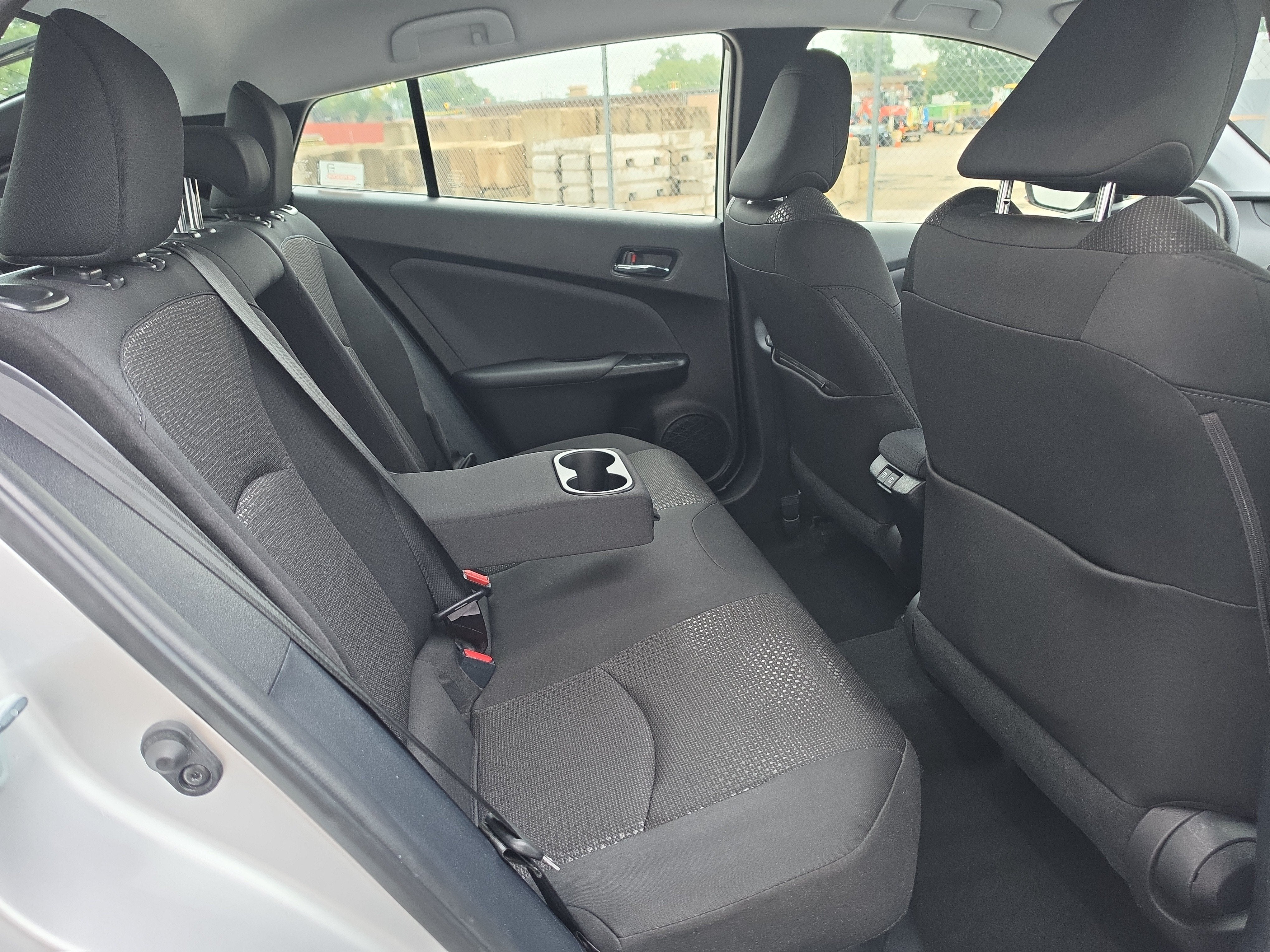 2022 Toyota Prius LE