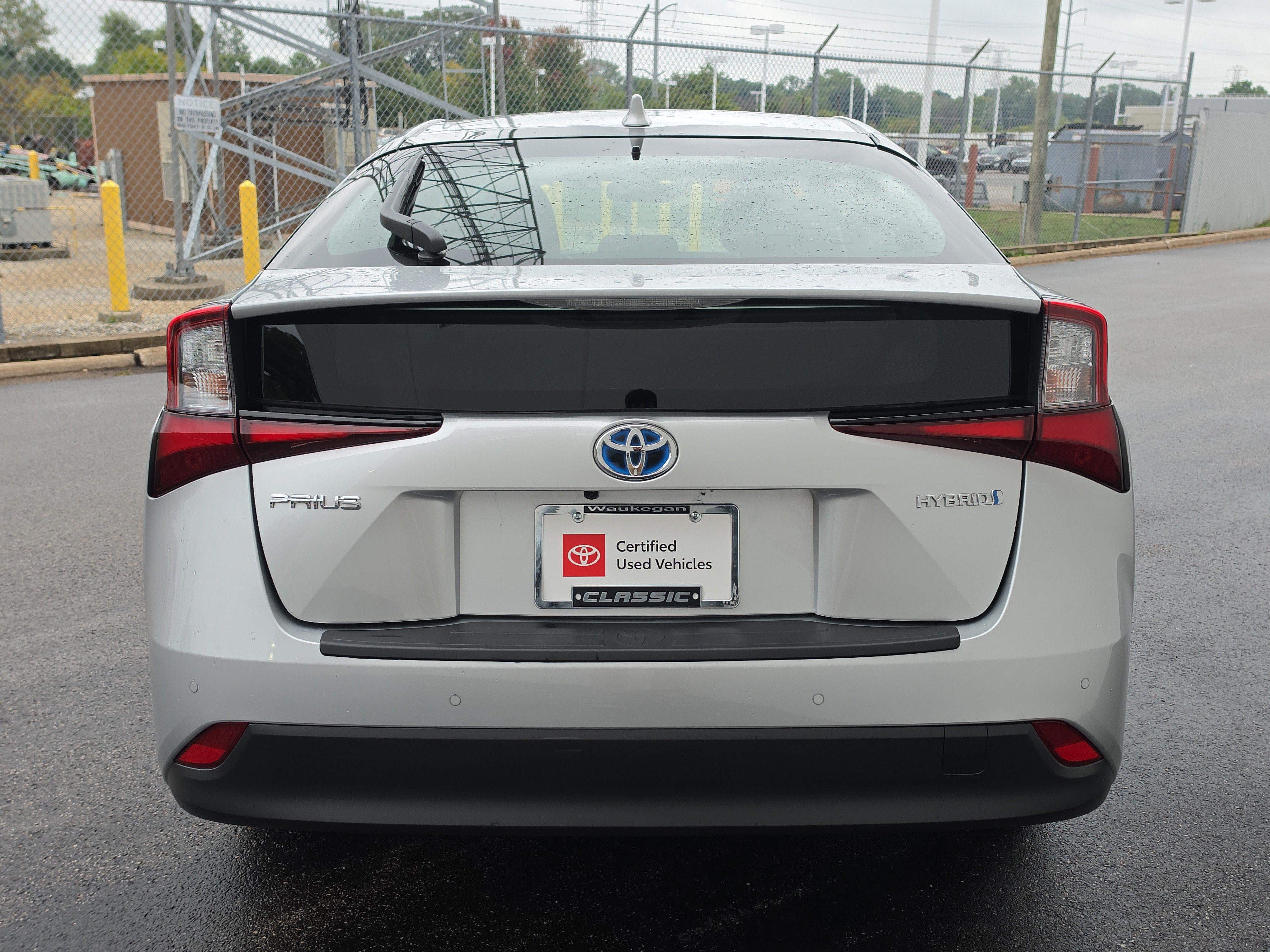 2022 Toyota Prius LE