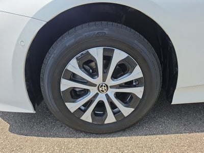 2019 Toyota Prius LE