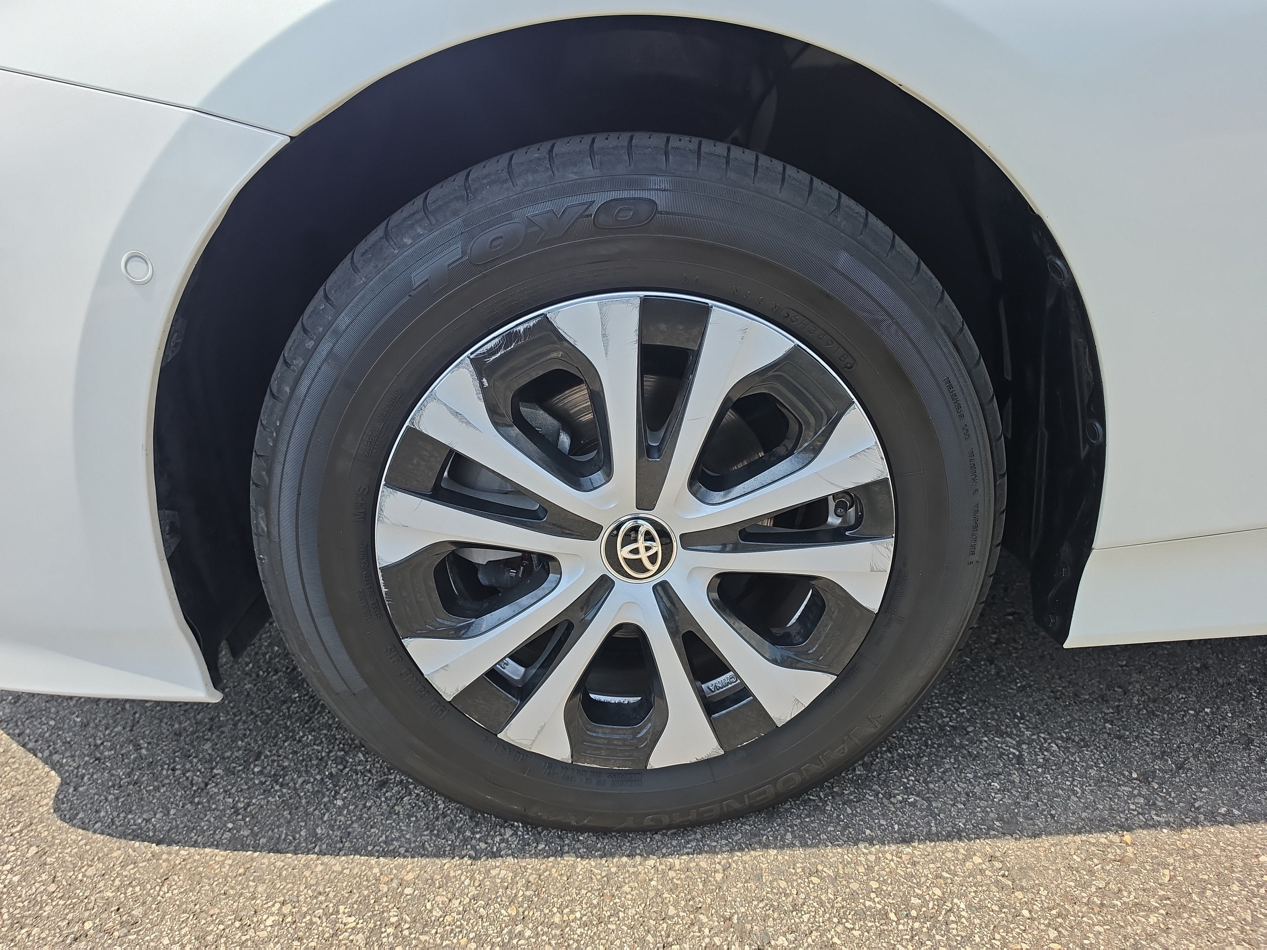 2019 Toyota Prius LE
