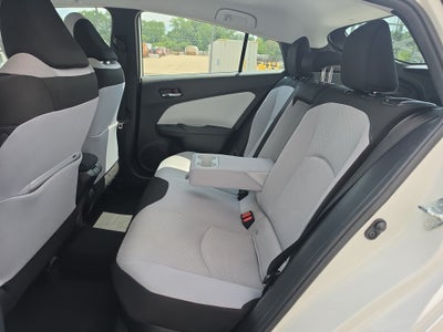 2019 Toyota Prius LE