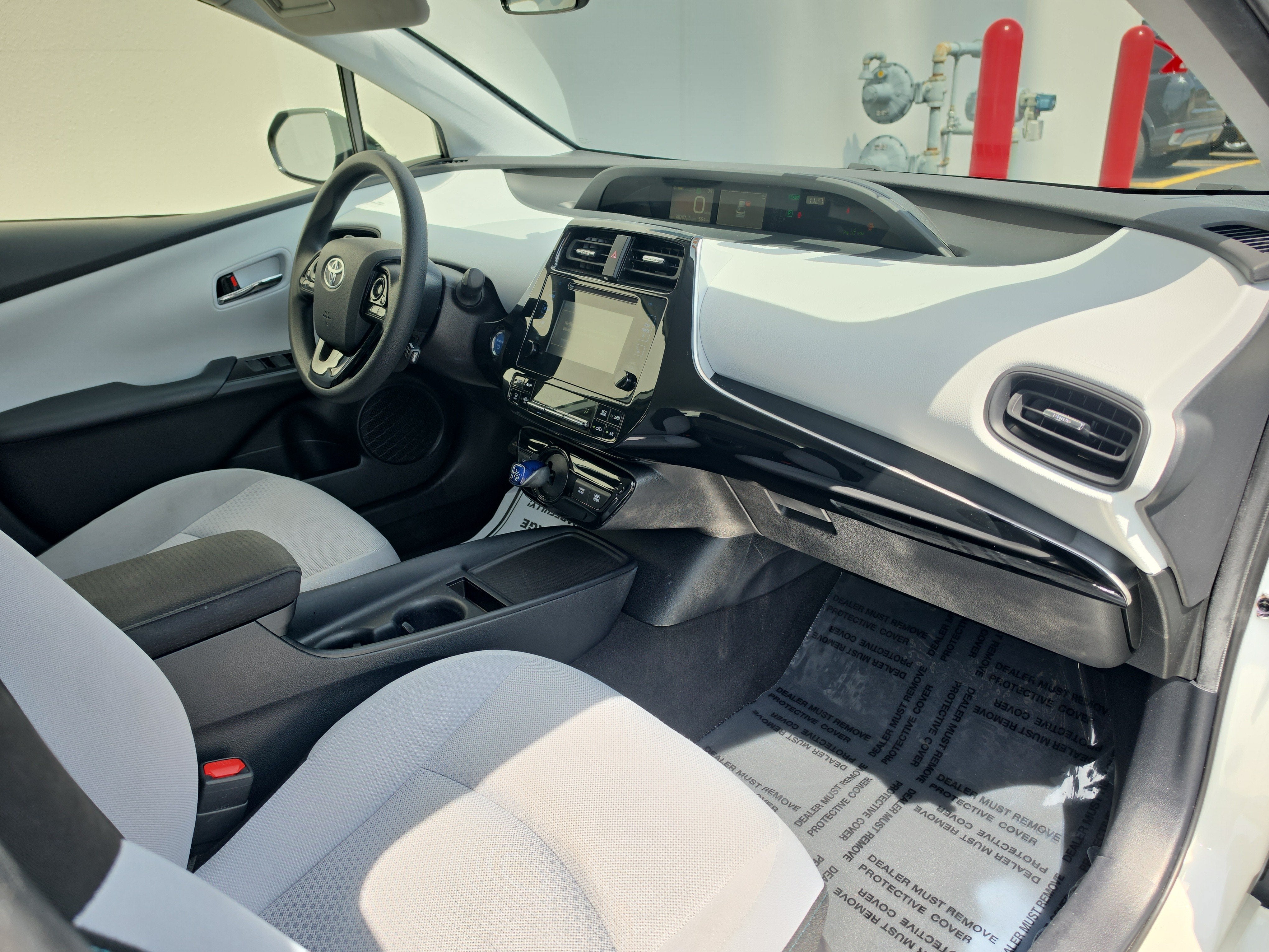 2019 Toyota Prius LE