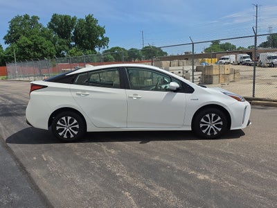 2019 Toyota Prius LE