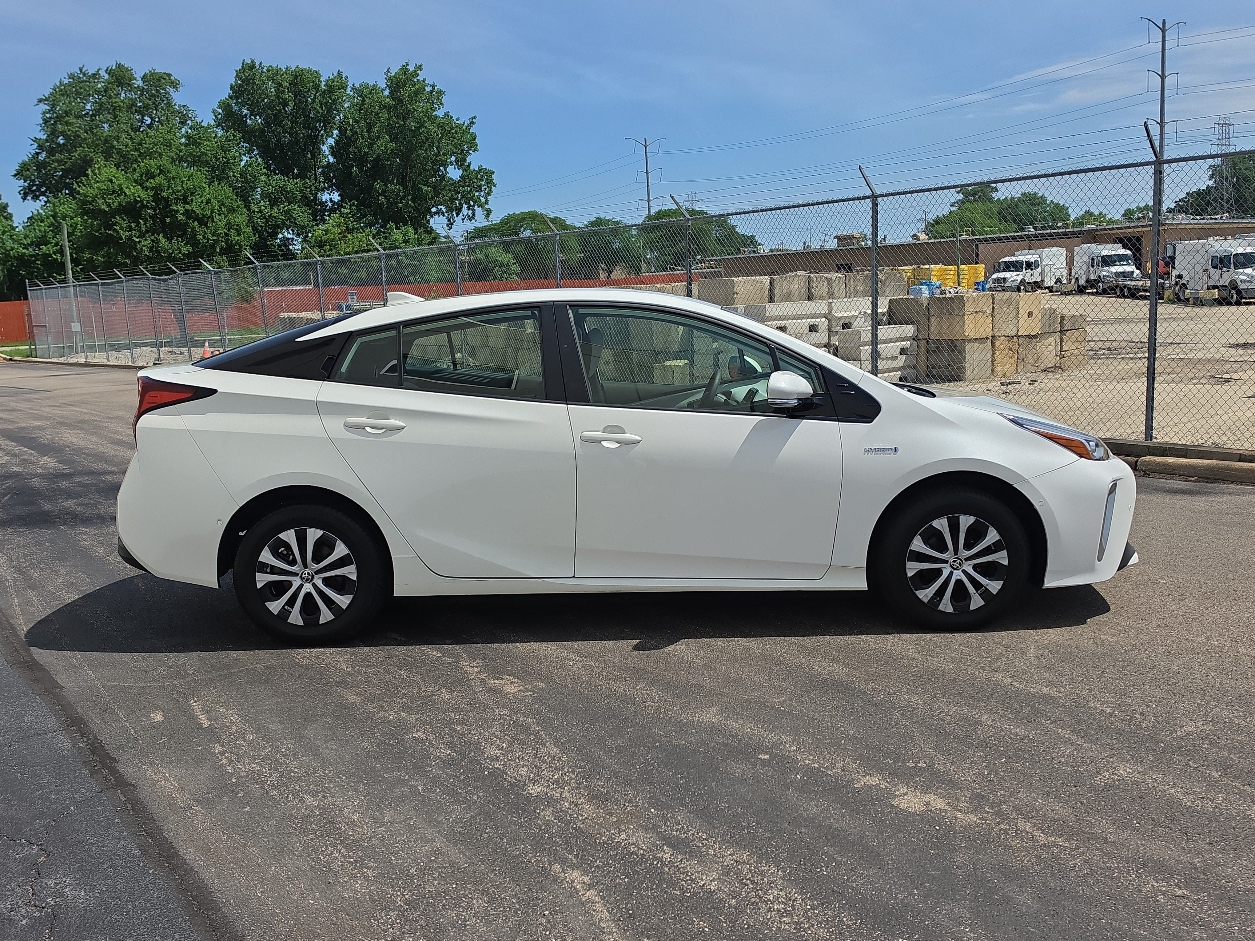 2019 Toyota Prius LE