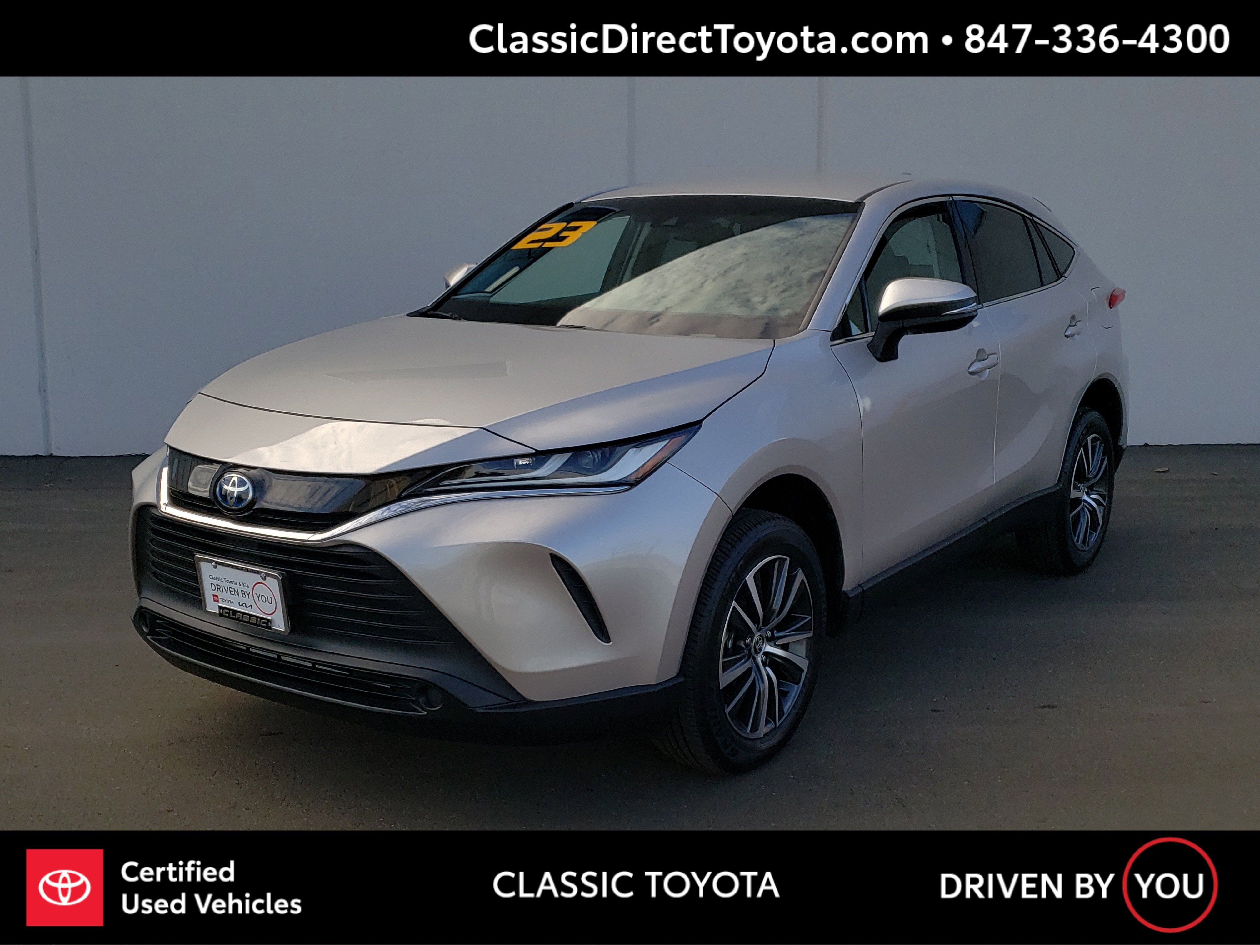 2023 Toyota Venza LE