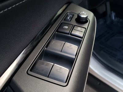 2023 Toyota Venza LE