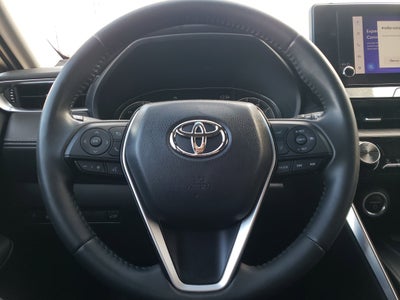 2023 Toyota Venza LE