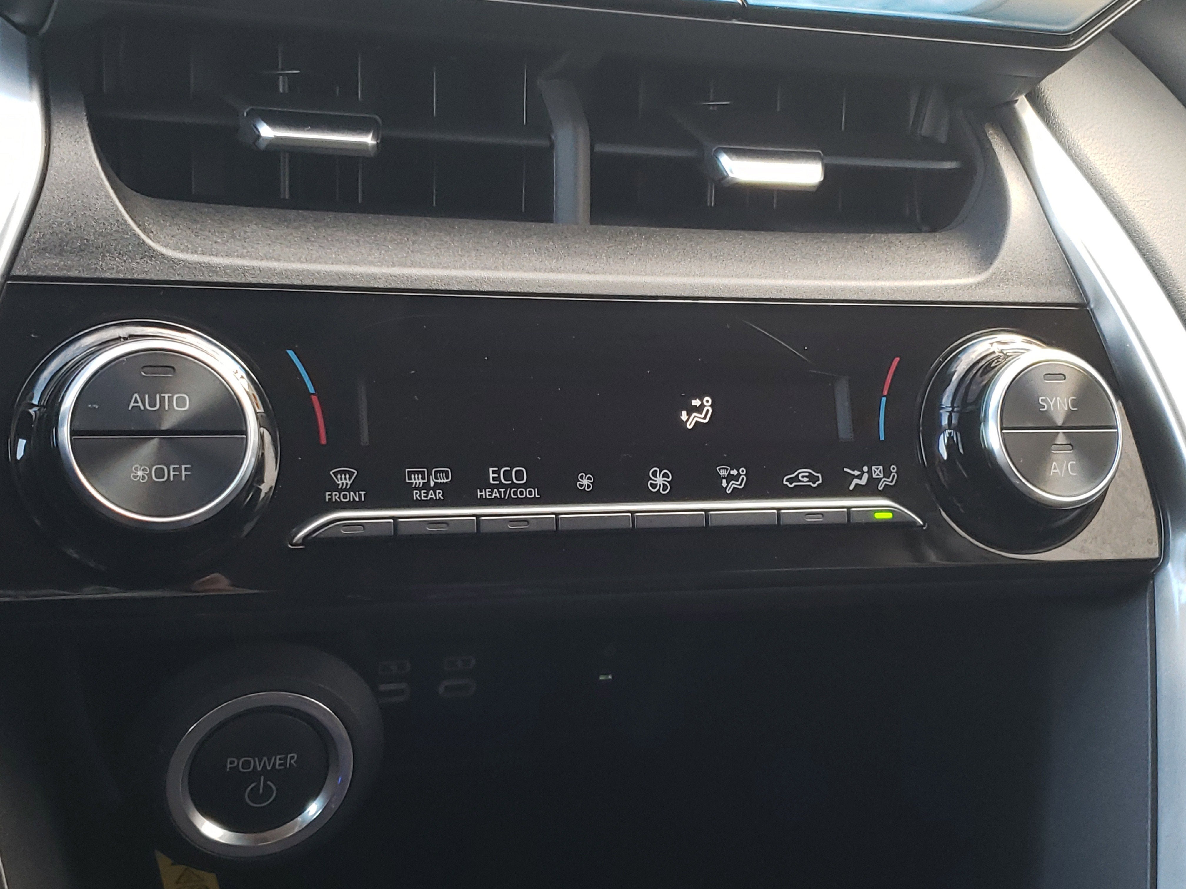 2023 Toyota Venza LE