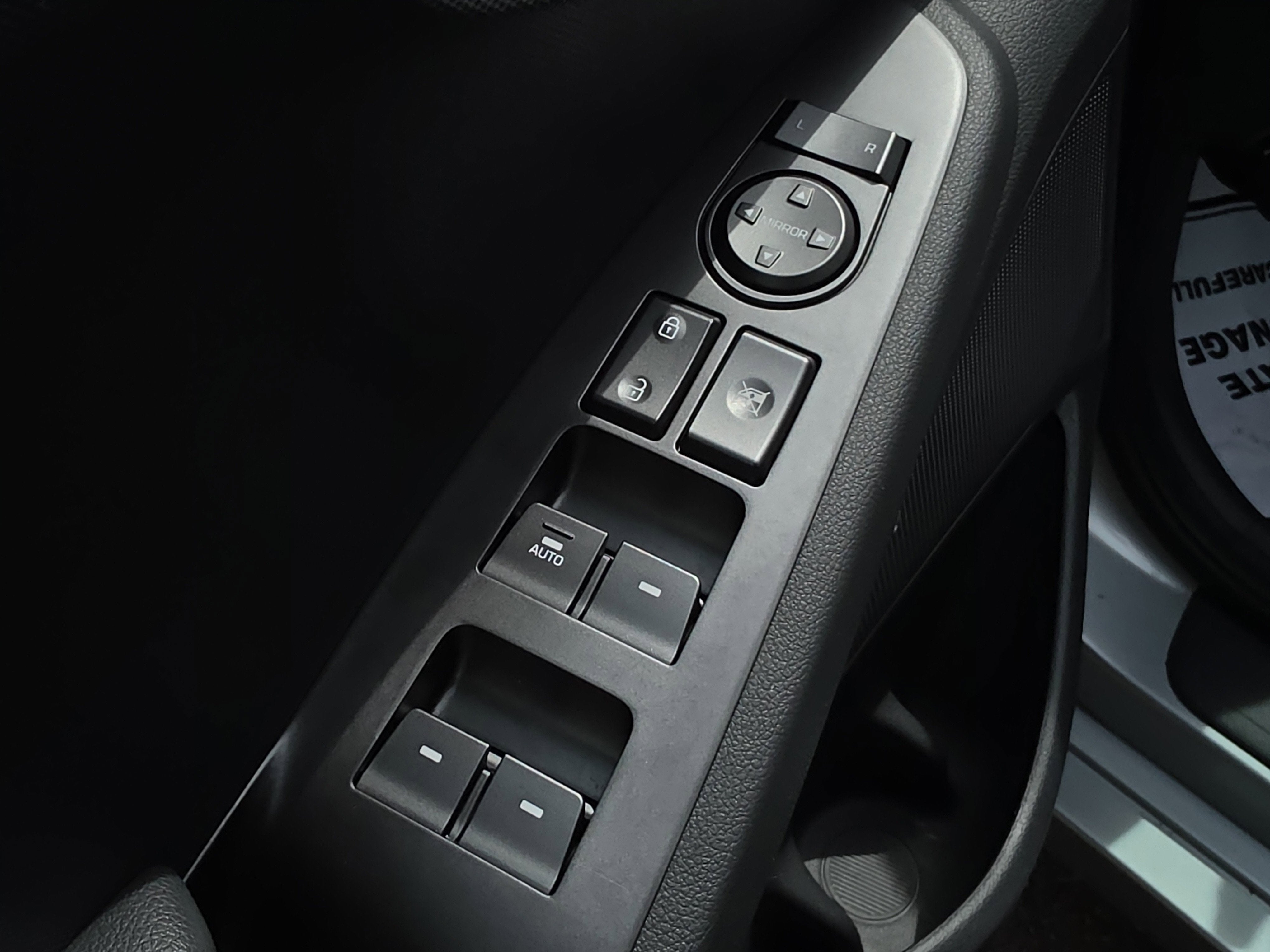 2020 Hyundai Ioniq Hybrid SE