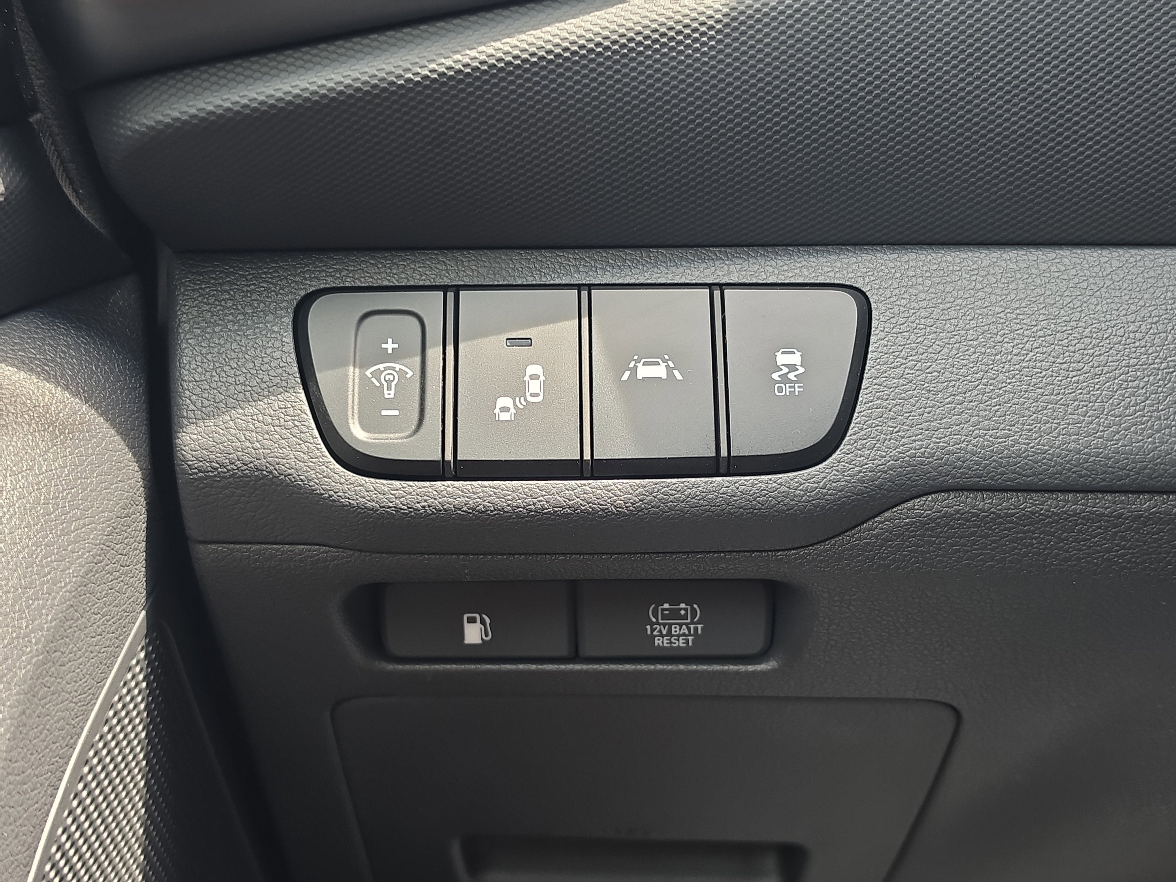 2020 Hyundai Ioniq Hybrid SE