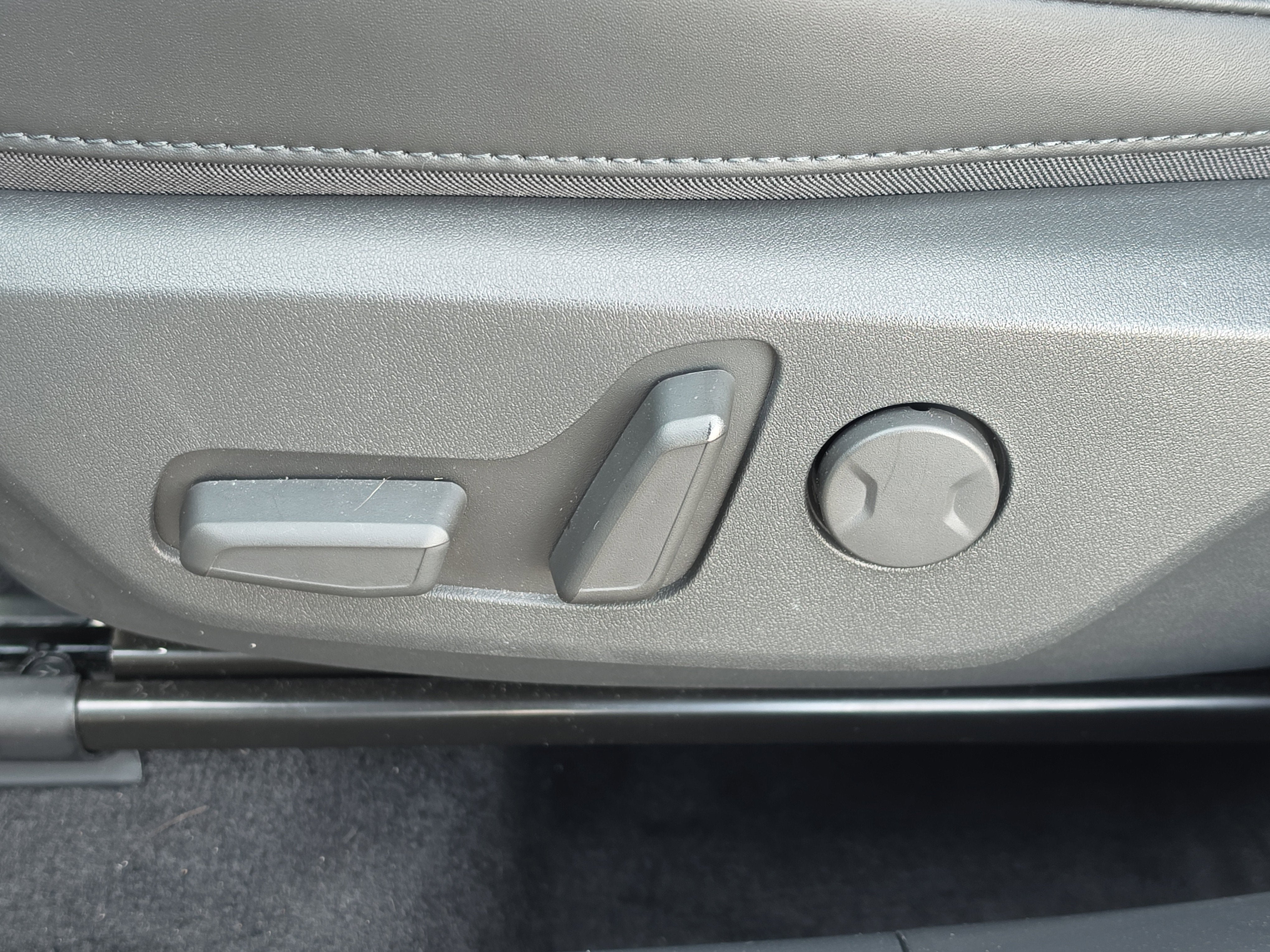 2025 Kia Niro EX Touring