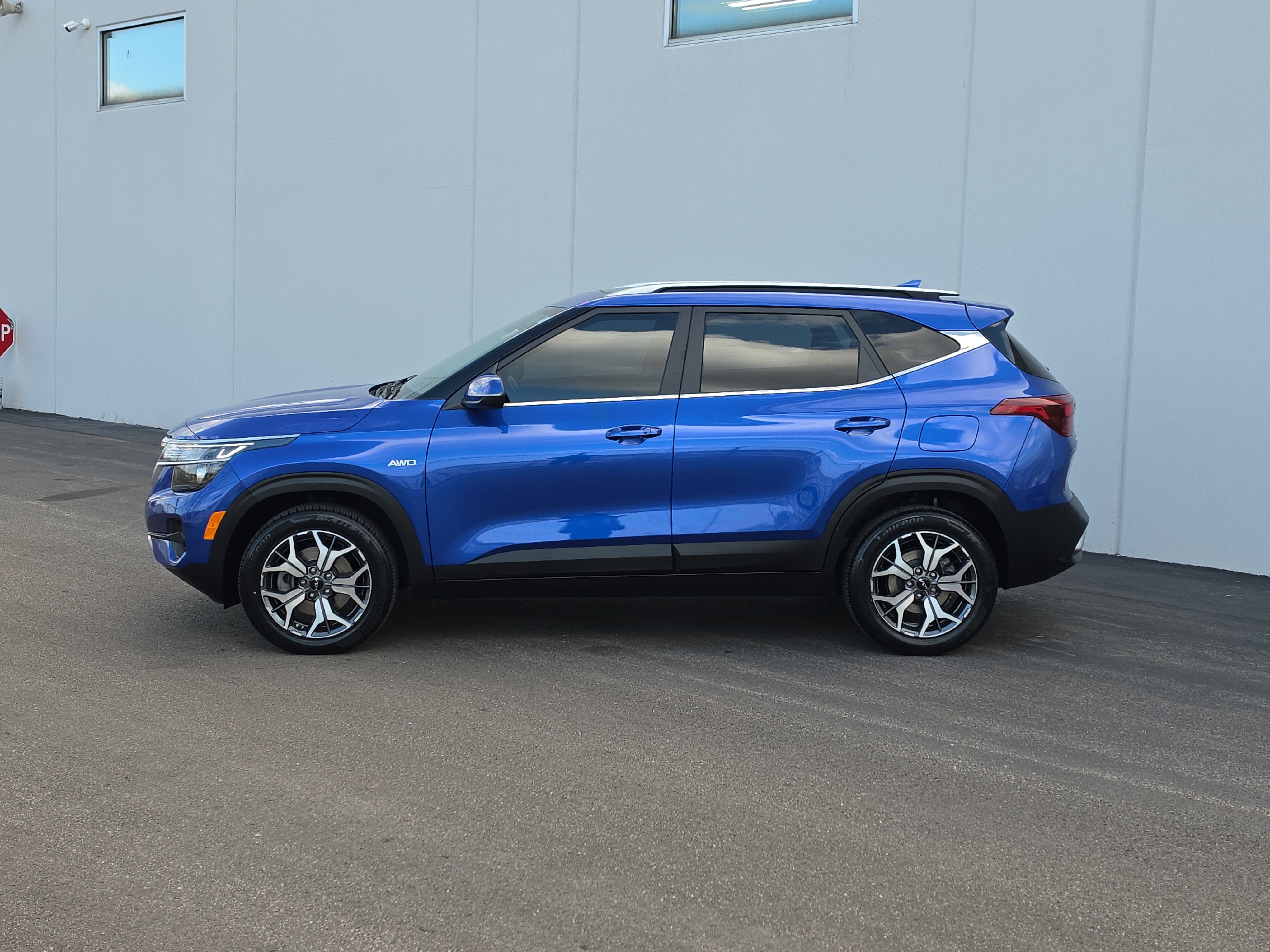 2023 Kia Seltos EX