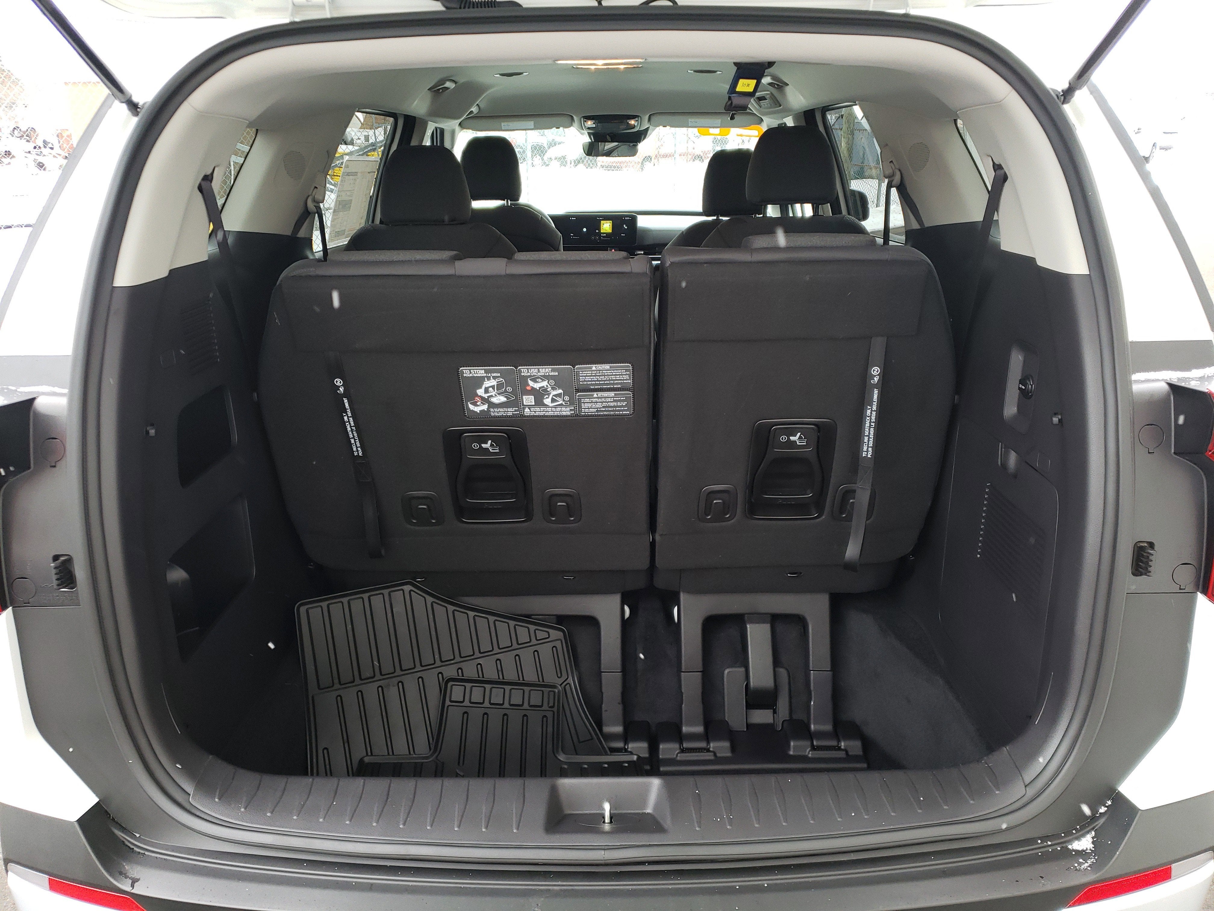 2026 Kia Carnival LX