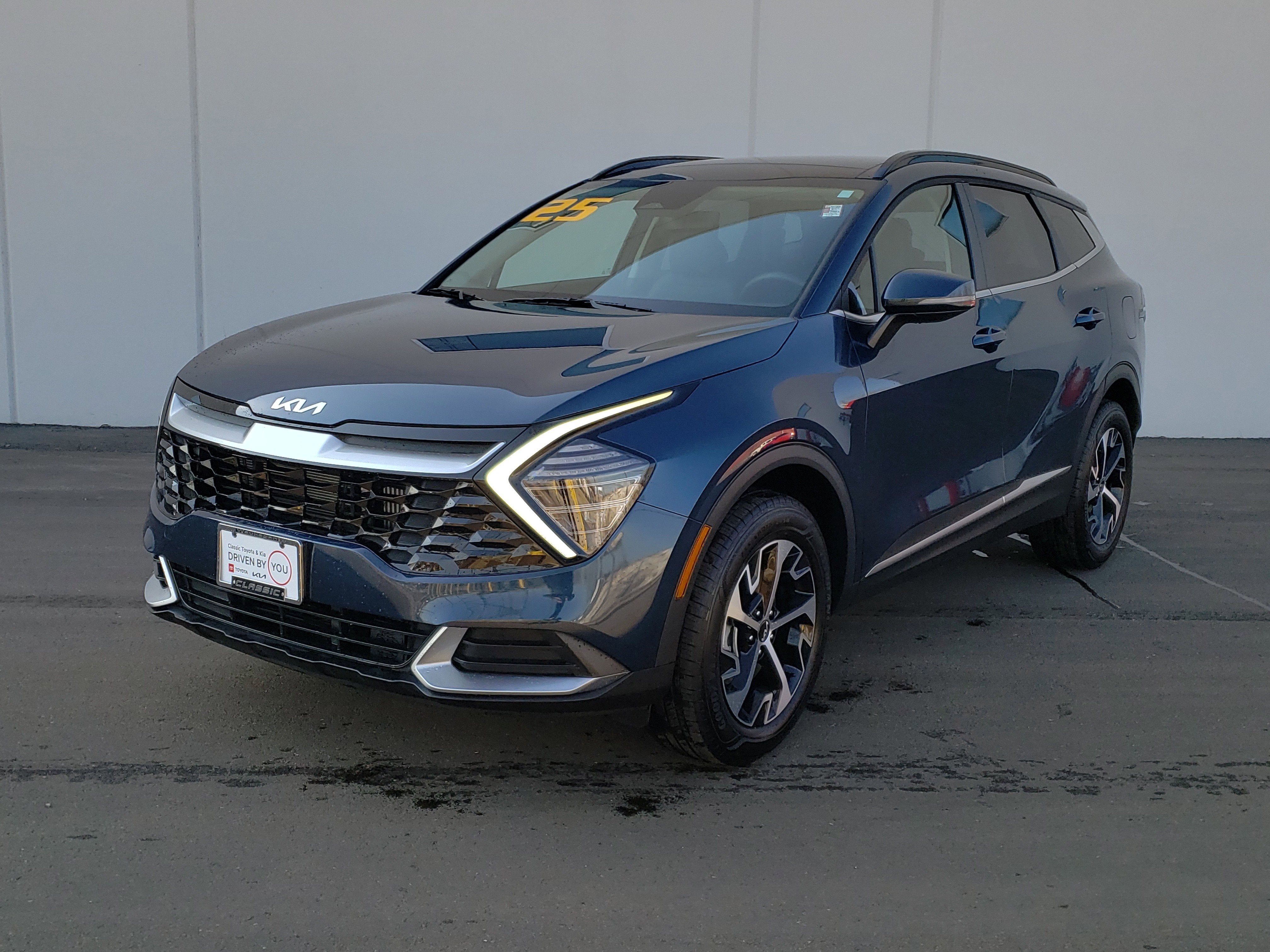 2025 Kia Sportage Hybrid EX