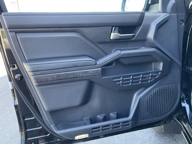 2026 Toyota Tacoma Limited - Photo 11