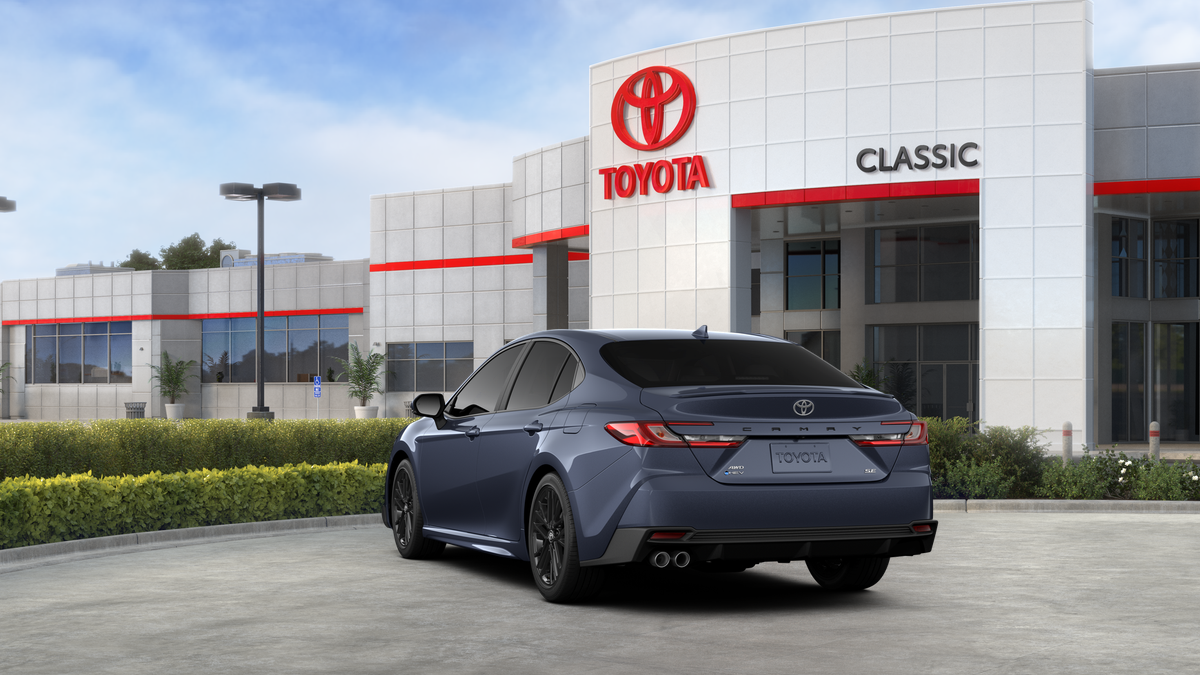 2026 Toyota Camry SE AWD