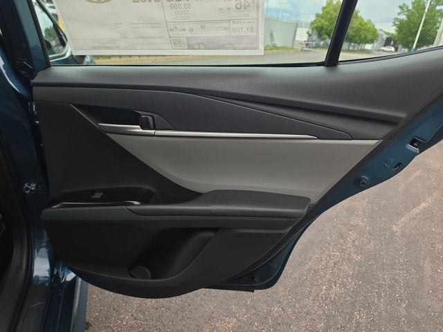 2026 Toyota Camry SE AWD