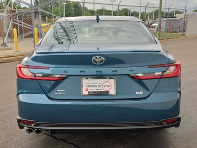 2026 Toyota Camry SE AWD