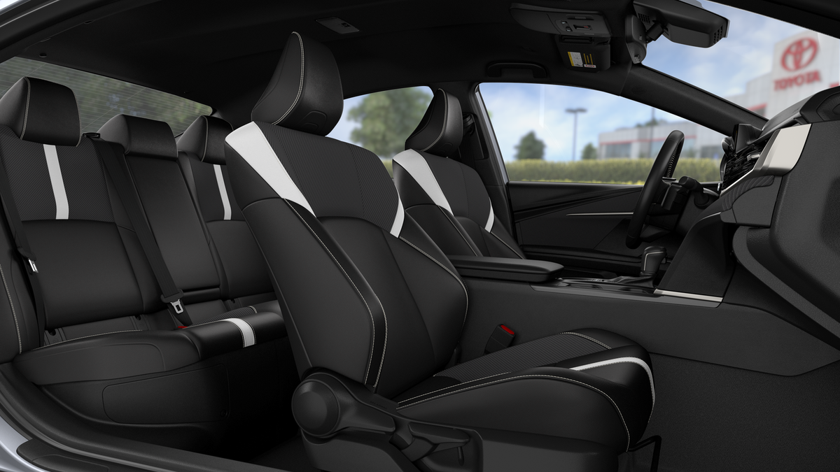 2026 Toyota Camry SE AWD
