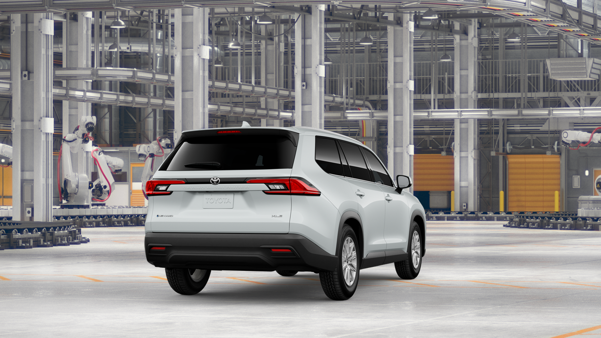 2026 Toyota Grand Highlander Hybrid XLE
