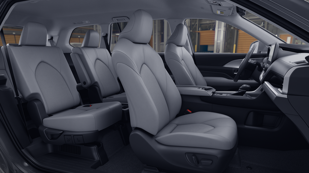 2026 Toyota Grand Highlander Hybrid XLE