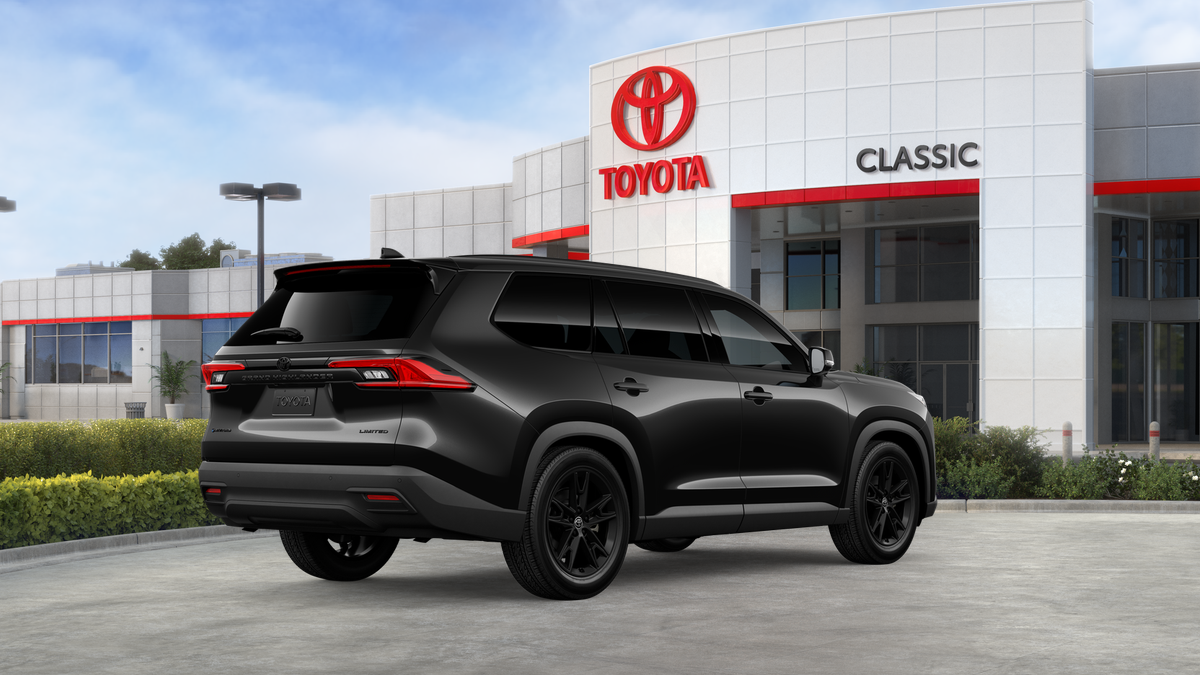 2026 Toyota Grand Highlander Hybrid Nightshade