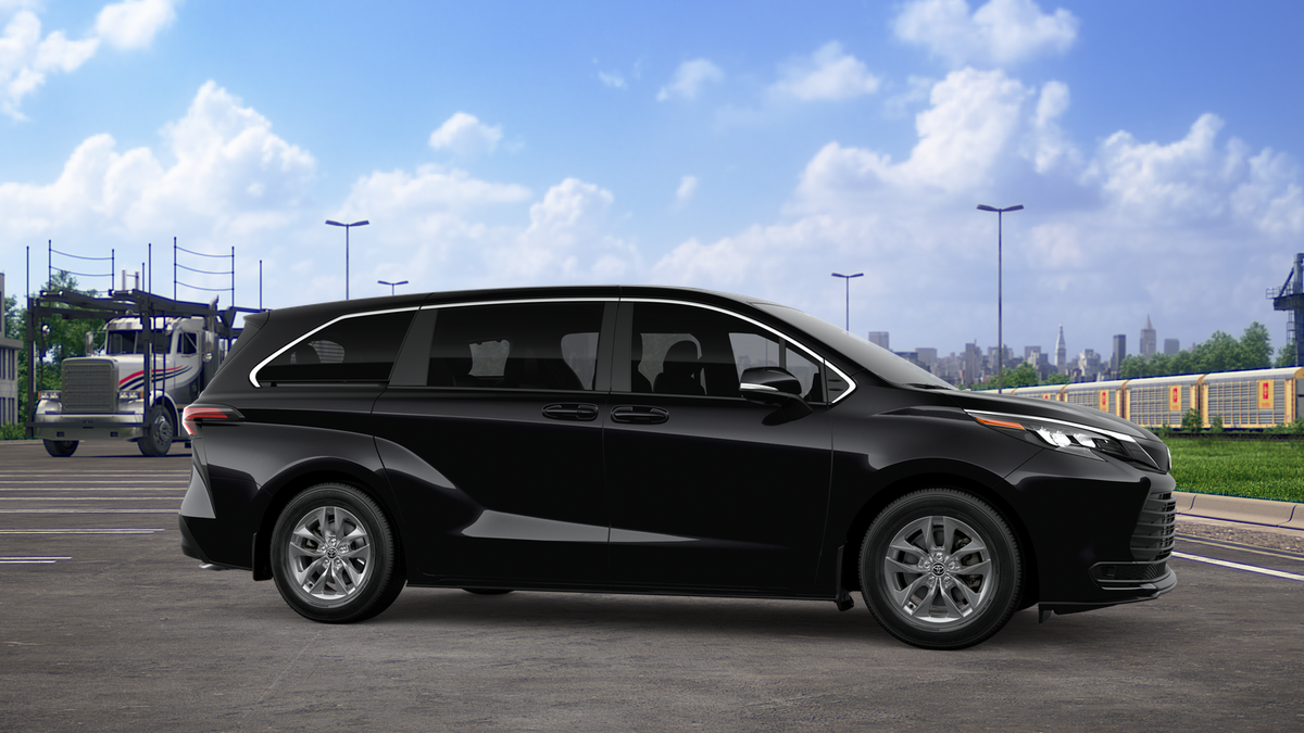 2026 Toyota Sienna LE