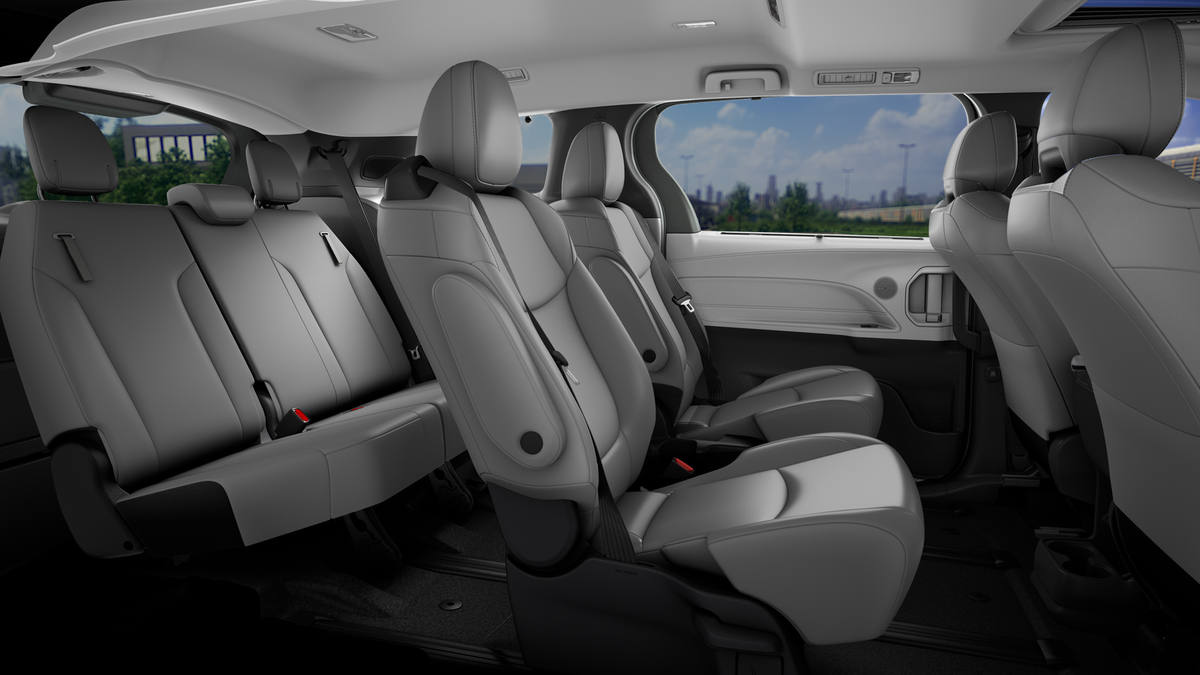 2026 Toyota Sienna XLE