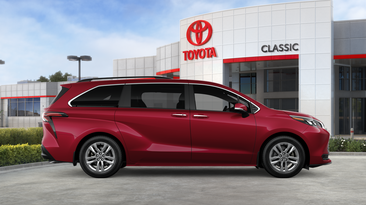 2026 Toyota Sienna XLE