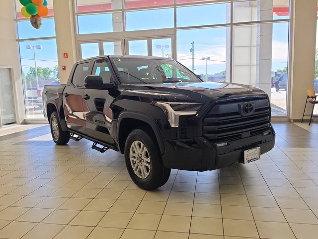 2026 Toyota Tundra SR5 - Photo 9