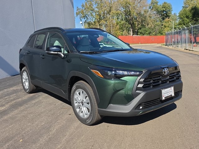 2026 Toyota Corolla Cross LE