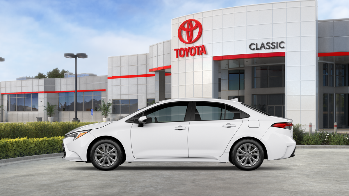 2026 Toyota Corolla Hybrid LE