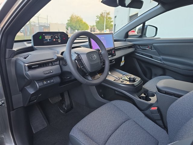 2026 Toyota bZ XLE - Photo 28