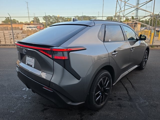 2026 Toyota bZ XLE - Photo 9