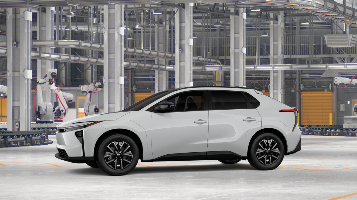 2027 Toyota bZ XLE