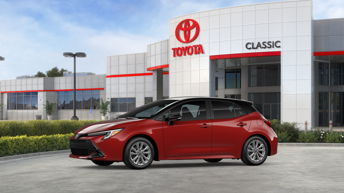 2026 Toyota Corolla Hatchback SE