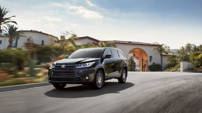 2019 Toyota Highlander at Classic Toyota